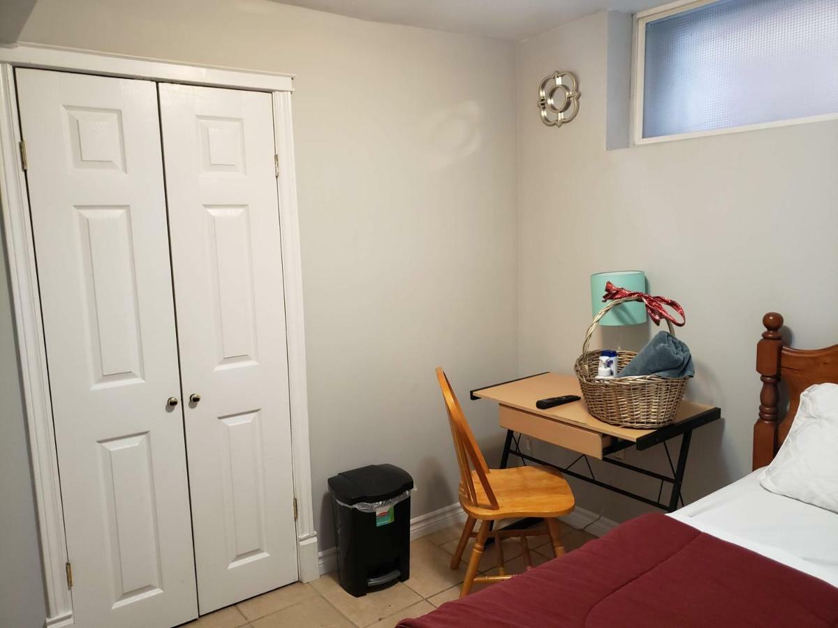 Private Room In Downtown Галифакс Экстерьер фото